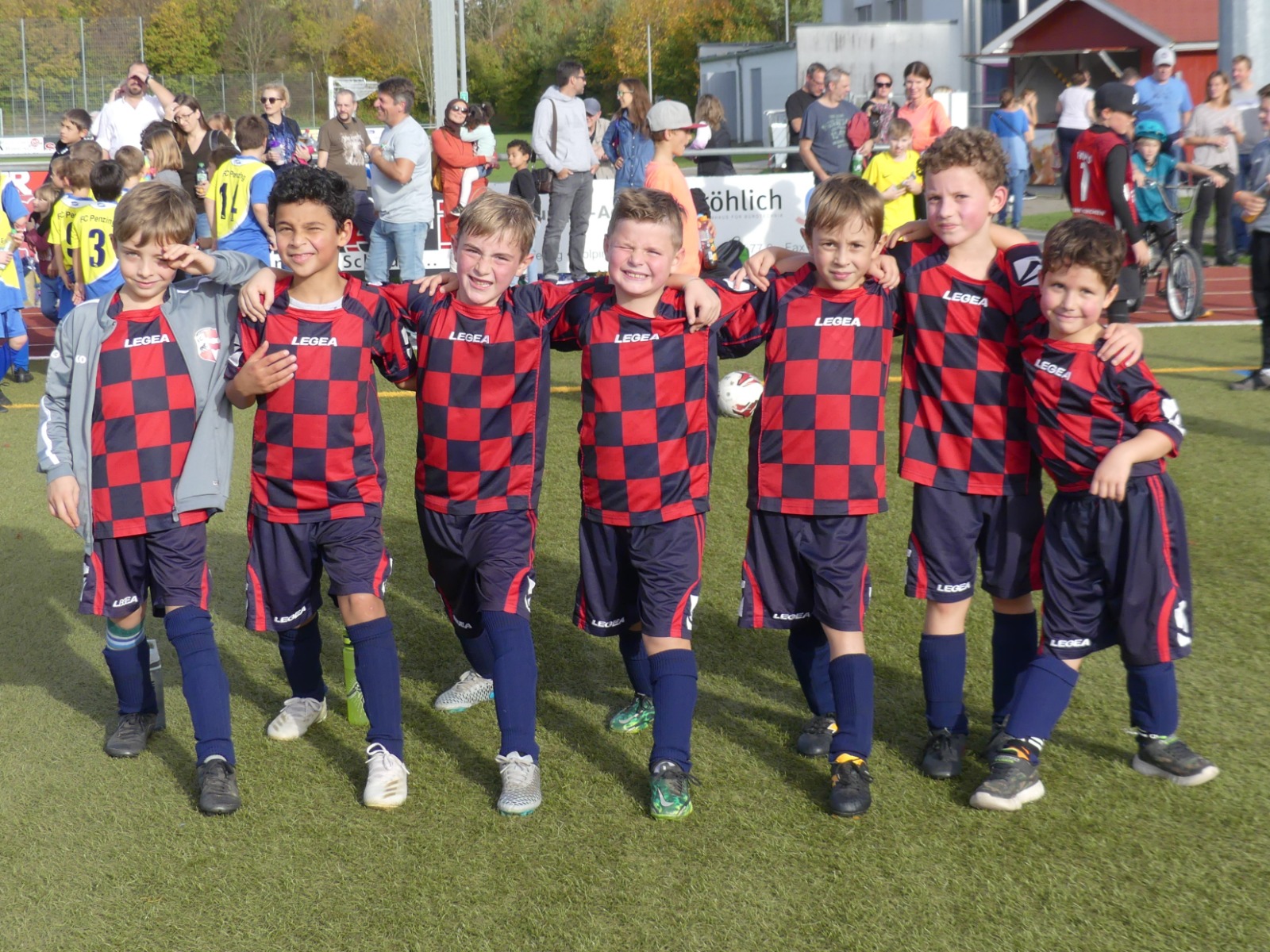 30-10-2022-f-jugend-beim-minifu-ballfestival-in-kaufering-fc-greifenberg